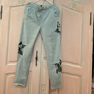 Venti 6 Joggers Solid w/Camo Star Patches, worn once size S